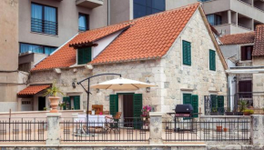 Отель Phoenix Studio Apartment  Сплит
